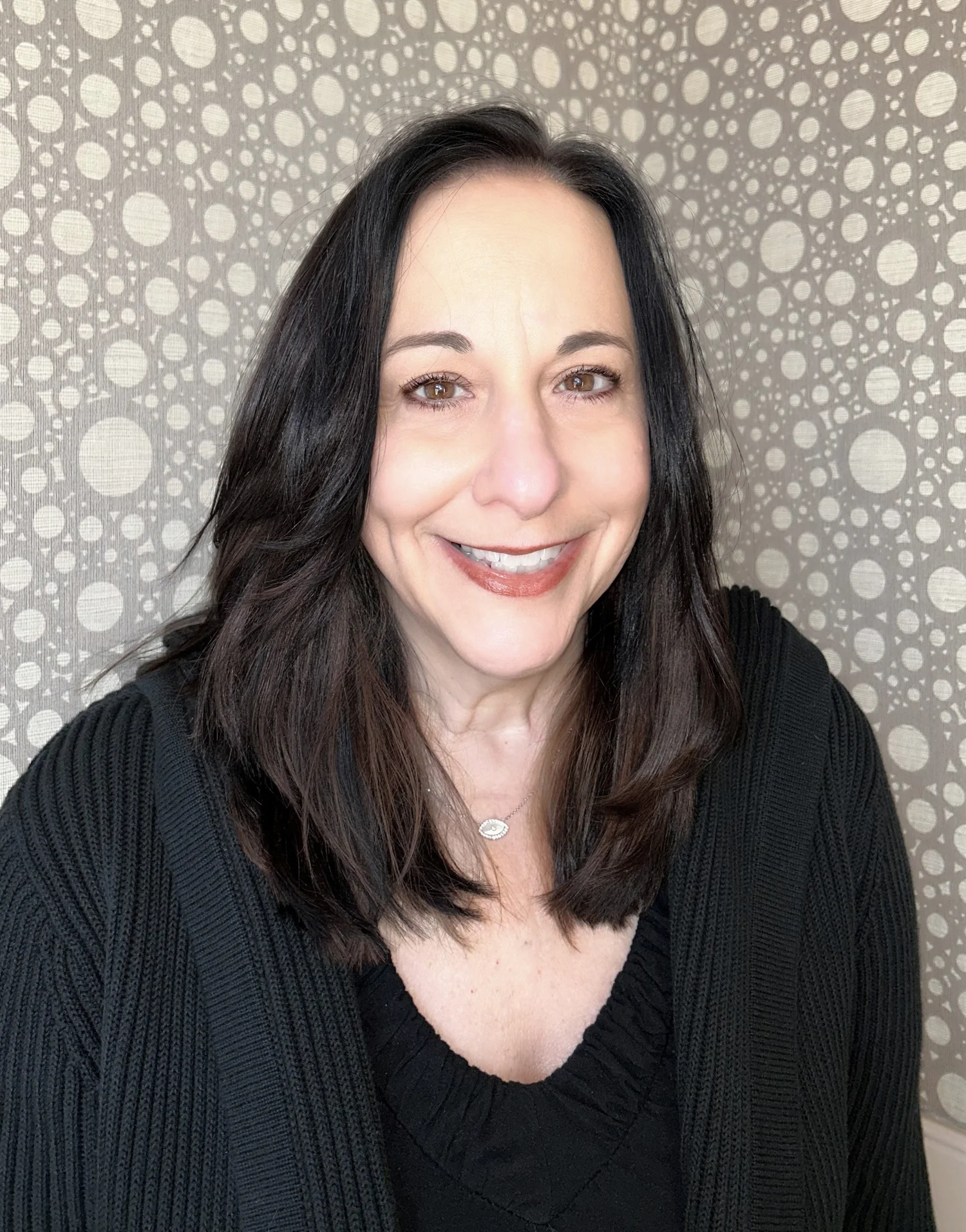 Melissa Giunta, Bookkeeper